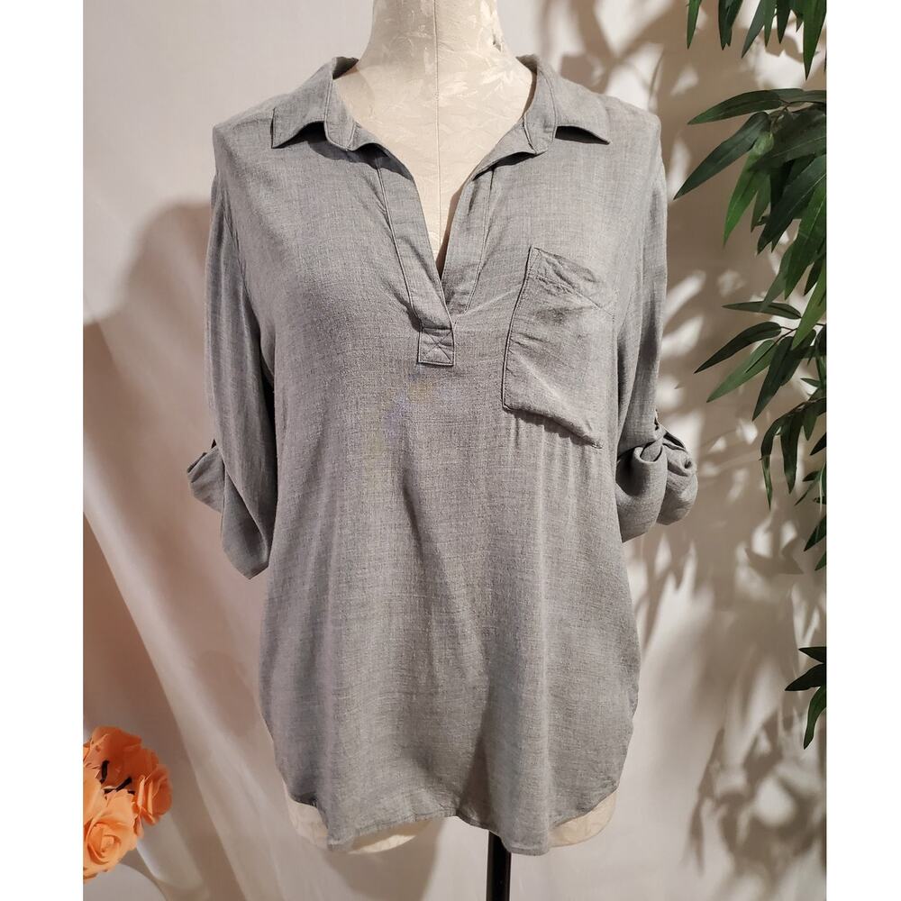 Cloth & Stone by Anthropologie Hi Low Roll Tab Sleeve Viscose Top Size L Gray